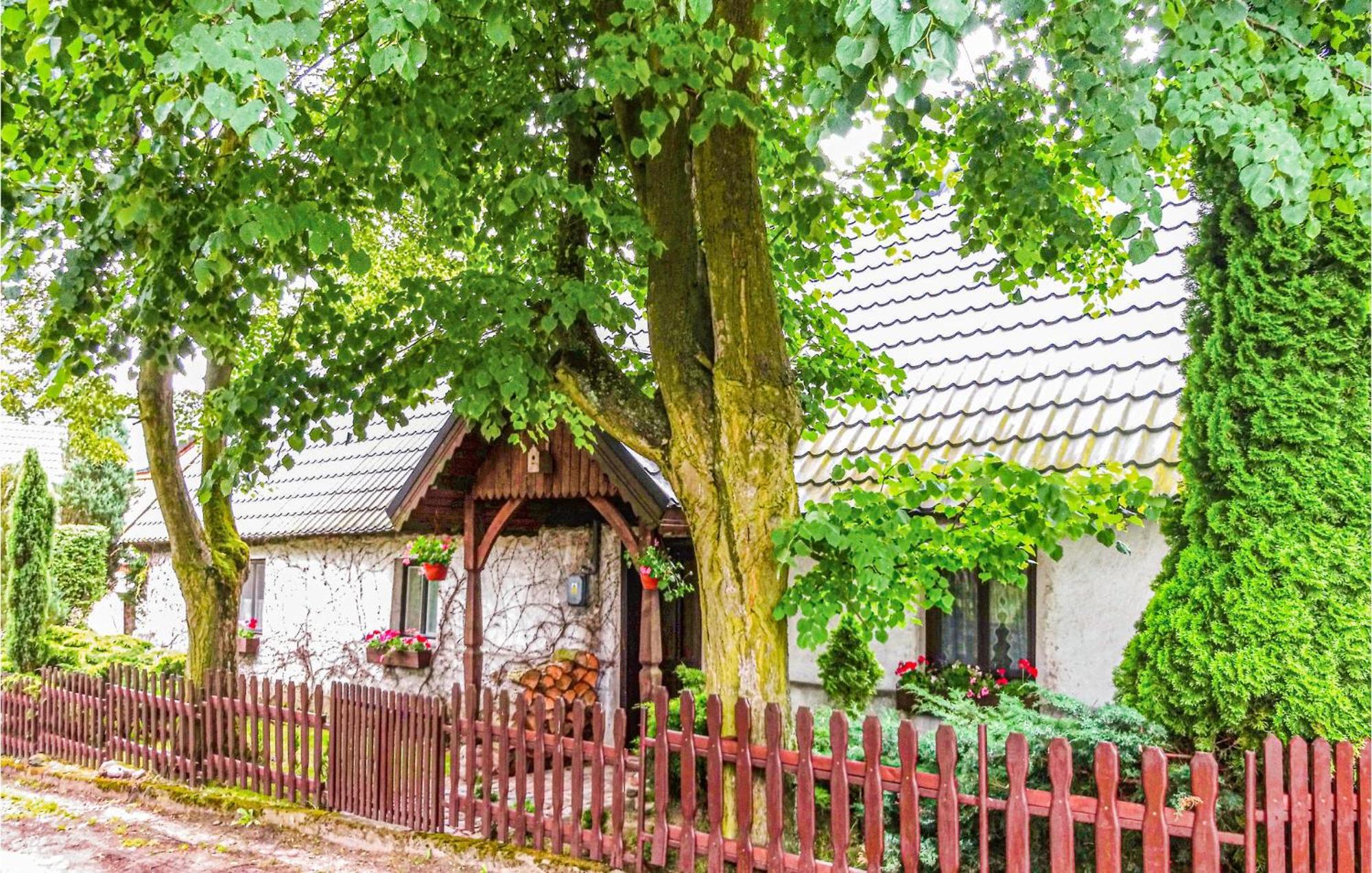 Zawidowice Awesome Home In Pleszew With Wifi מראה חיצוני תמונה